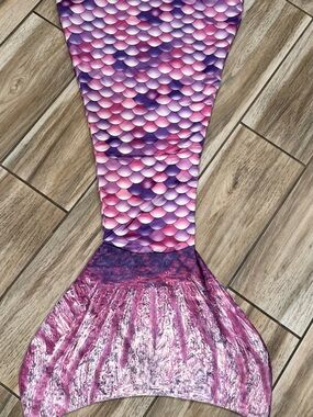 Country Mermaids Pink Purple Mermaid Tail Blanket